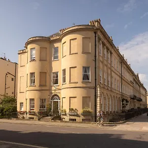 https://dukes-bath.tophotelsbath.com